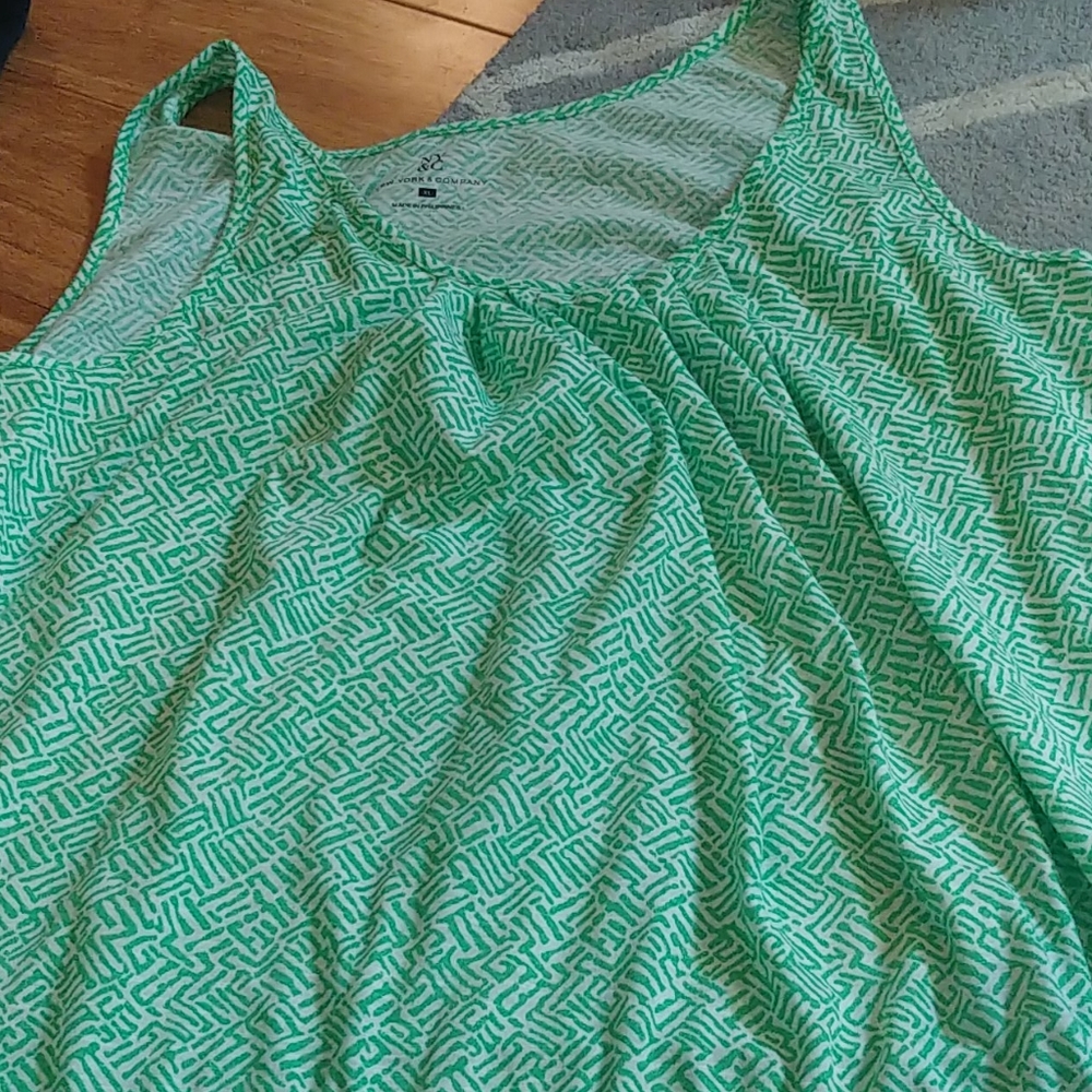 Euc tank top NY&CO